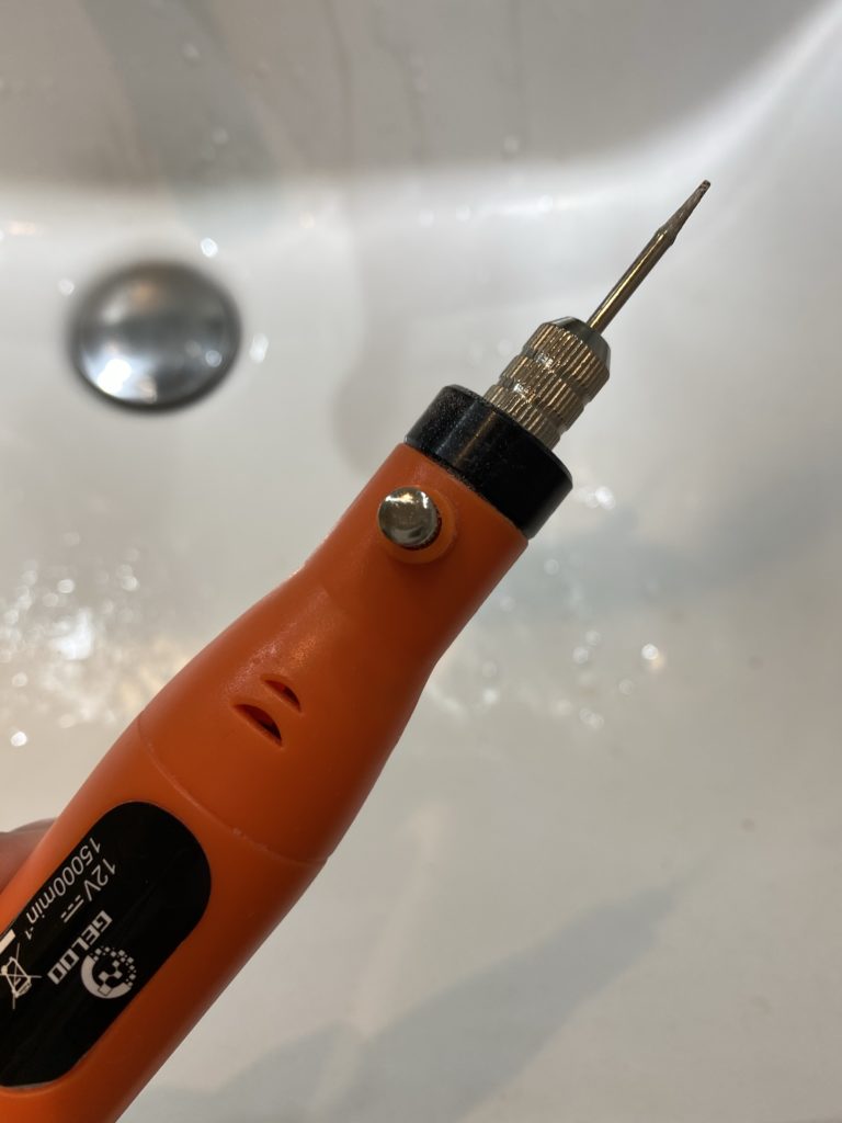 レジンでドロップを作る バリ取り研磨コーティングテクニックを公開 じーこのハンドメイド日記